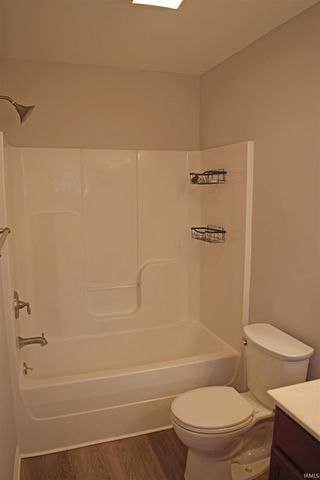 1852 Sandal Way, Newburgh, IN 47630