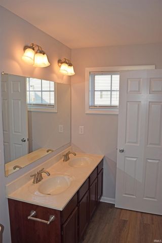 1852 Sandal Way, Newburgh, IN 47630