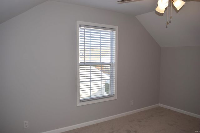 1852 Sandal Way, Newburgh, IN 47630