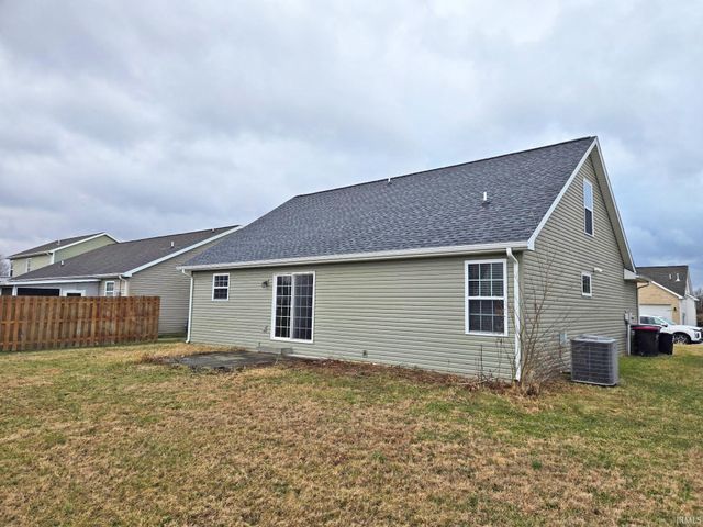 1852 Sandal Way, Newburgh, IN 47630