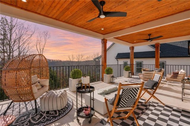 7410 Crestline Drive, Dawsonville, GA 30534