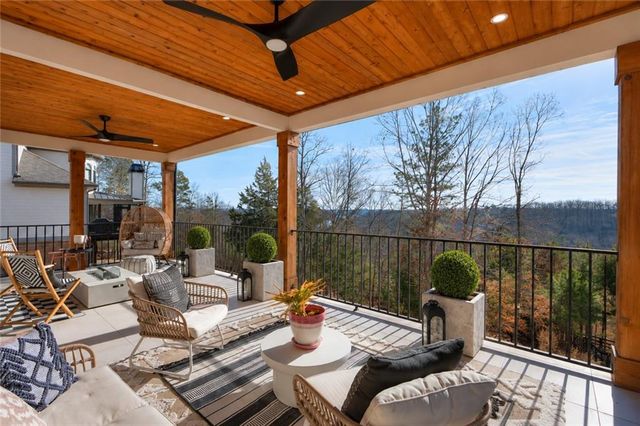 7410 Crestline Drive, Dawsonville, GA 30534