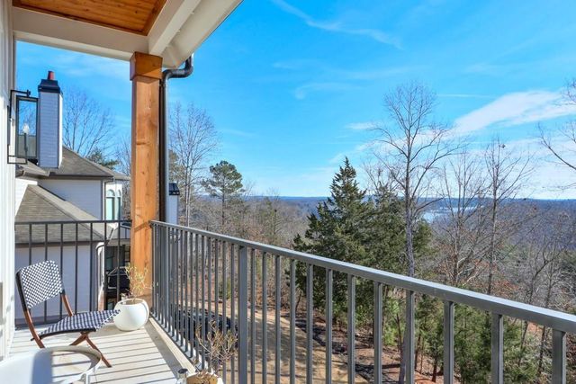 7410 Crestline Drive, Dawsonville, GA 30534