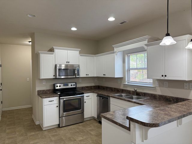 633 Colston Avenue, Aiken, SC 29801