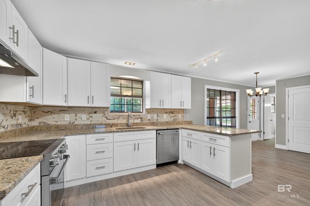 10045 Longview Drive, Foley, AL 36535