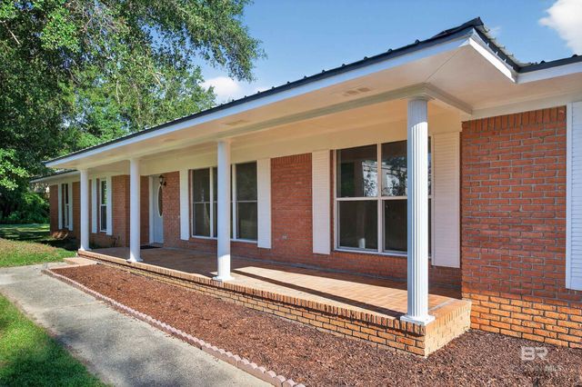 10045 Longview Drive, Foley, AL 36535