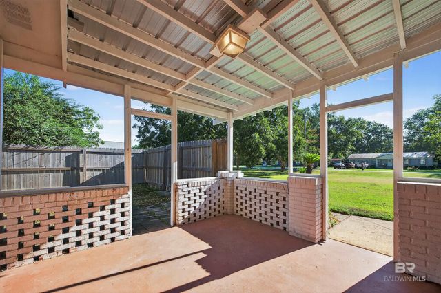 10045 Longview Drive, Foley, AL 36535