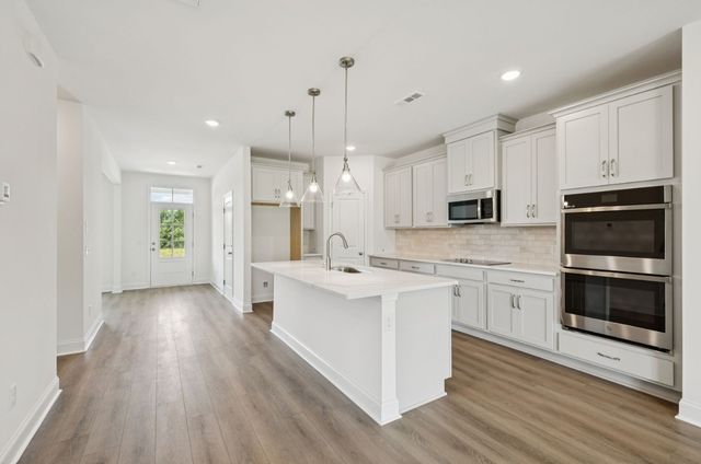 453 Stardust Drive, Lebanon, TN 37087