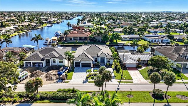 5015 Pelican BLVD, Cape Coral, FL 33914