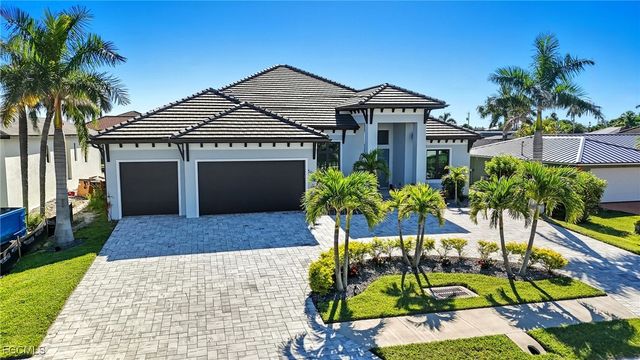 5015 Pelican BLVD, Cape Coral, FL 33914