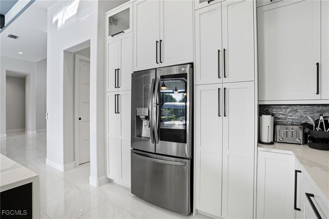 5015 Pelican BLVD, Cape Coral, FL 33914