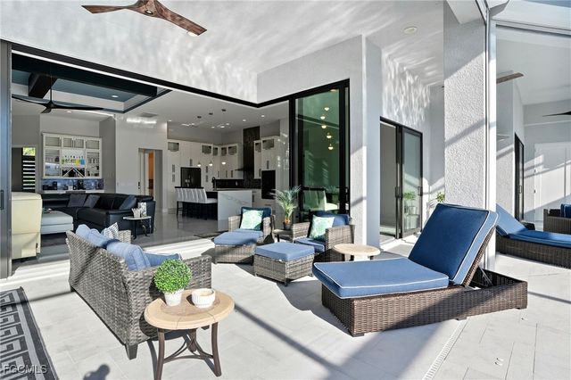 5015 Pelican BLVD, Cape Coral, FL 33914