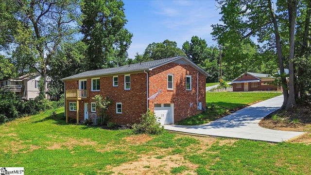 200 Worley Road, Greenville, SC 29609