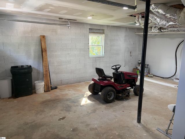 200 Worley Road, Greenville, SC 29609