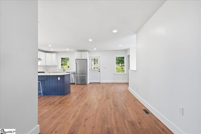 200 Worley Road, Greenville, SC 29609