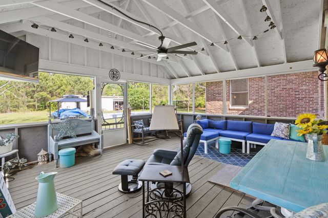 2232 Winburn Rd., Conway, SC 29527