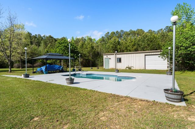 2232 Winburn Rd., Conway, SC 29527