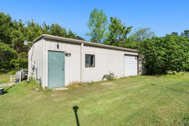 2232 Winburn Rd., Conway, SC 29527