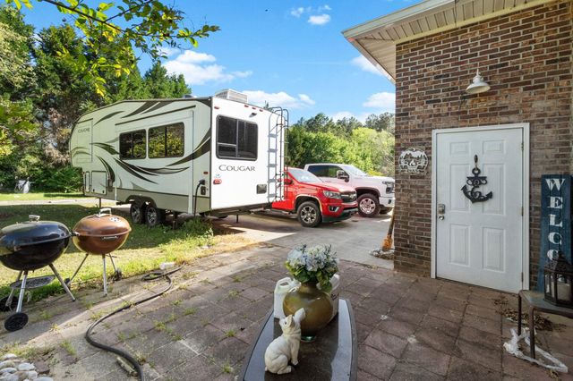 2232 Winburn Rd., Conway, SC 29527