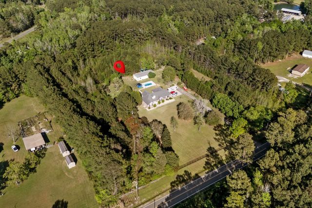 2232 Winburn Rd., Conway, SC 29527