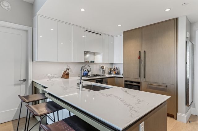 380 Harrison Ave 1011, Boston, MA 02118