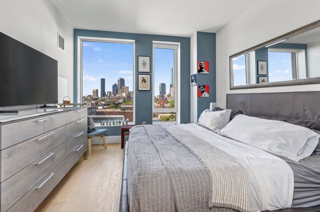 380 Harrison Ave 1011, Boston, MA 02118