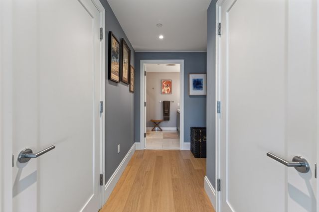 380 Harrison Ave 1011, Boston, MA 02118
