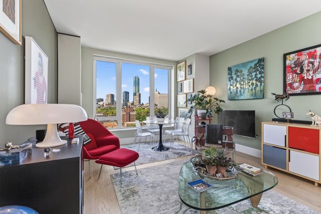 380 Harrison Ave 1011, Boston, MA 02118