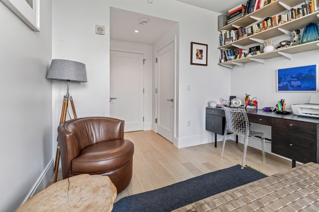 380 Harrison Ave 1011, Boston, MA 02118