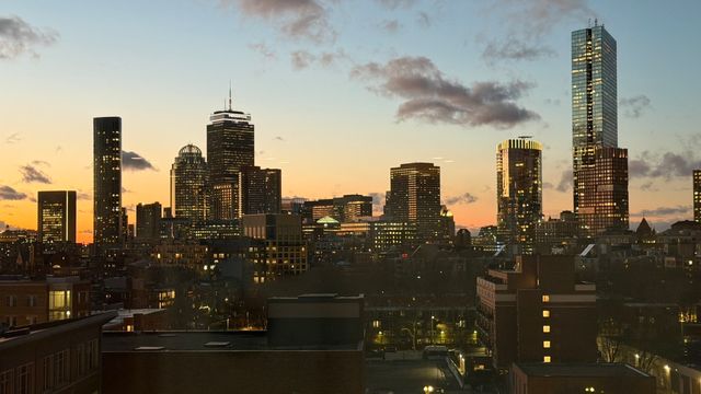 380 Harrison Ave 1011, Boston, MA 02118