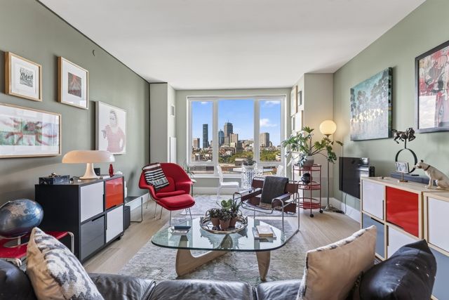 380 Harrison Ave 1011, Boston, MA 02118