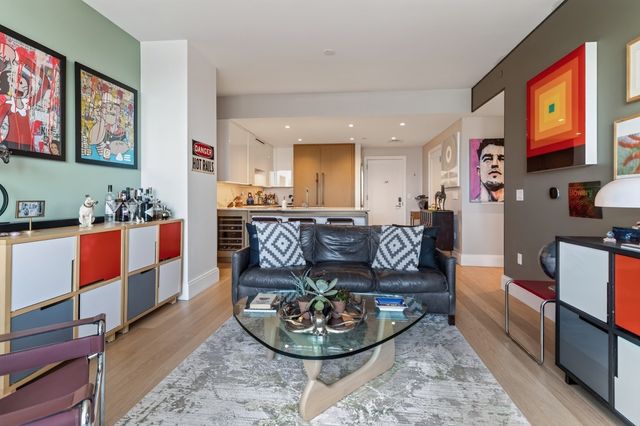 380 Harrison Ave 1011, Boston, MA 02118