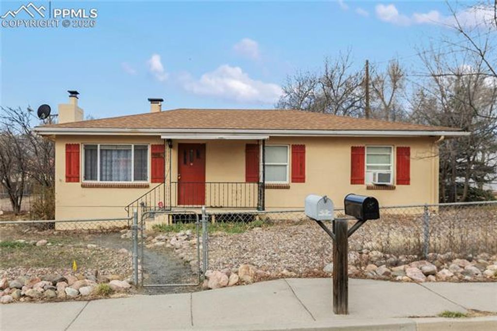 908 1/2 Bennett Avenue, Colorado Springs, CO 80909 — photo 2