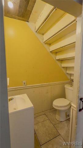 24 Hobart Street, Buffalo, NY 14206