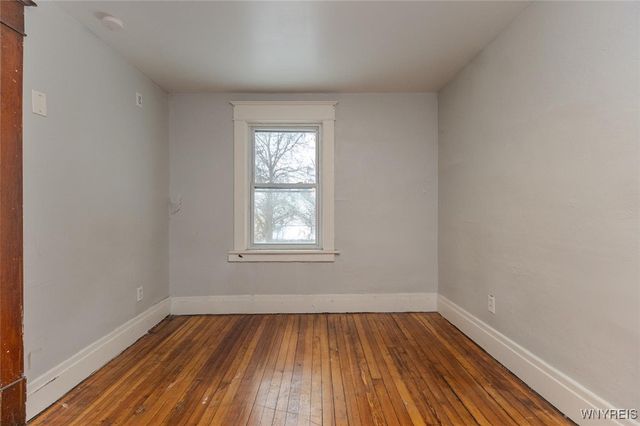 24 Hobart Street, Buffalo, NY 14206