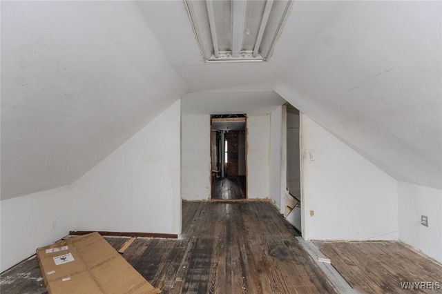 24 Hobart Street, Buffalo, NY 14206