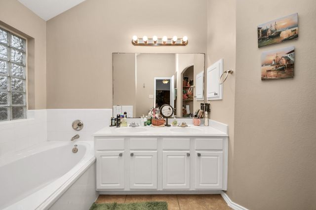 2507 Cypress Springs Court, Pearland, TX 77584