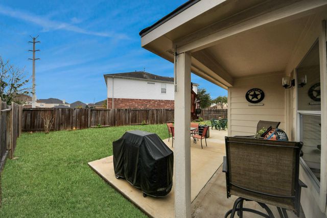 2507 Cypress Springs Court, Pearland, TX 77584