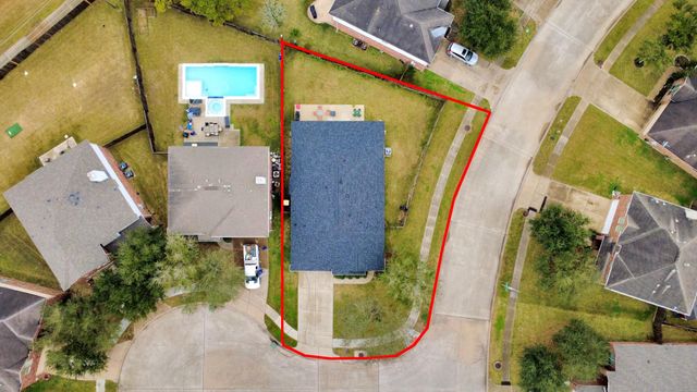 2507 Cypress Springs Court, Pearland, TX 77584