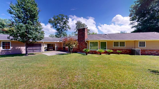 2129 Balmoral Court, Sumter, SC 29154