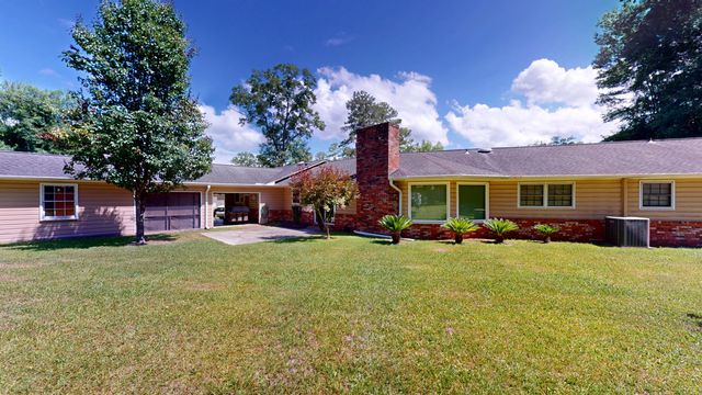 2129 Balmoral Court, Sumter, SC 29154