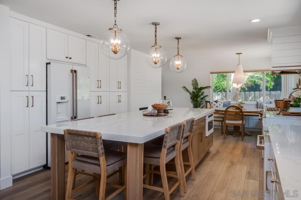 Image 19 of property listing at 7634 Flag Lake, San Diego, CA 92119