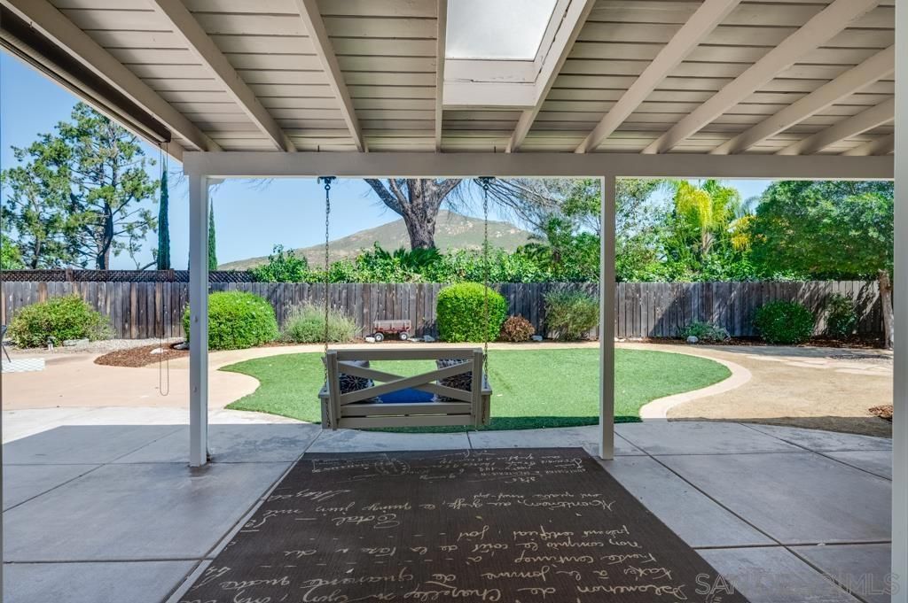 Image 43 of property listing at 7634 Flag Lake, San Diego, CA 92119