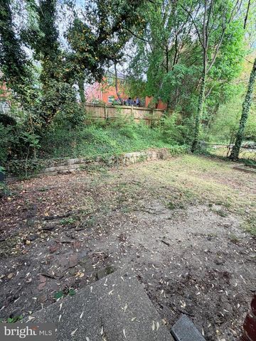 2220 GAYLORD DR, Suitland, MD 20746