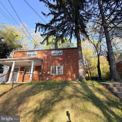 2220 GAYLORD DR, Suitland, MD 20746