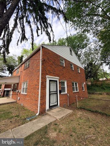 2220 GAYLORD DR, Suitland, MD 20746