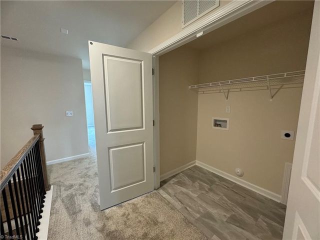 891 Falls Grove Trail, High Point, NC 27265