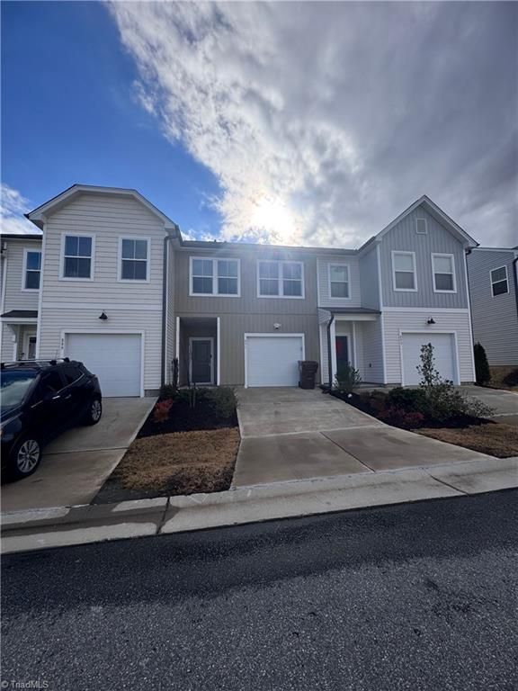 891 Falls Grove Trail, High Point, NC 27265