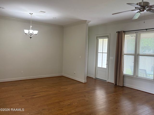 106 Whisper Wood Lane, Lafayette, LA 70506
