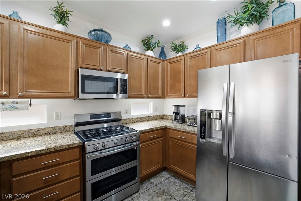 7568 Schuders Avenue, Las Vegas, NV 89178 — photo 3